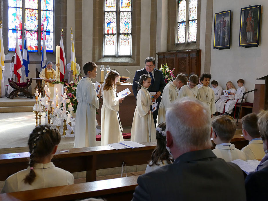 Feier der 1. Heiligen Kommunion in Sankt Crescentius (Foto: Karl-Franz Thiede)